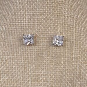 Brilliant 10k White Gold 1.8 Carat Simulated Diamond Stud Earrings